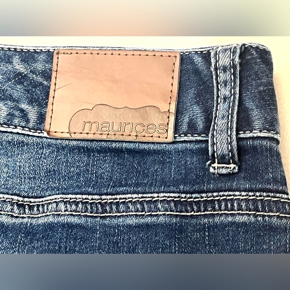 Maurices Women’s Dark Blue Denim Boot Cut Jeans w Faux Back Pockets Size 11/12 - Picture 12 of 16